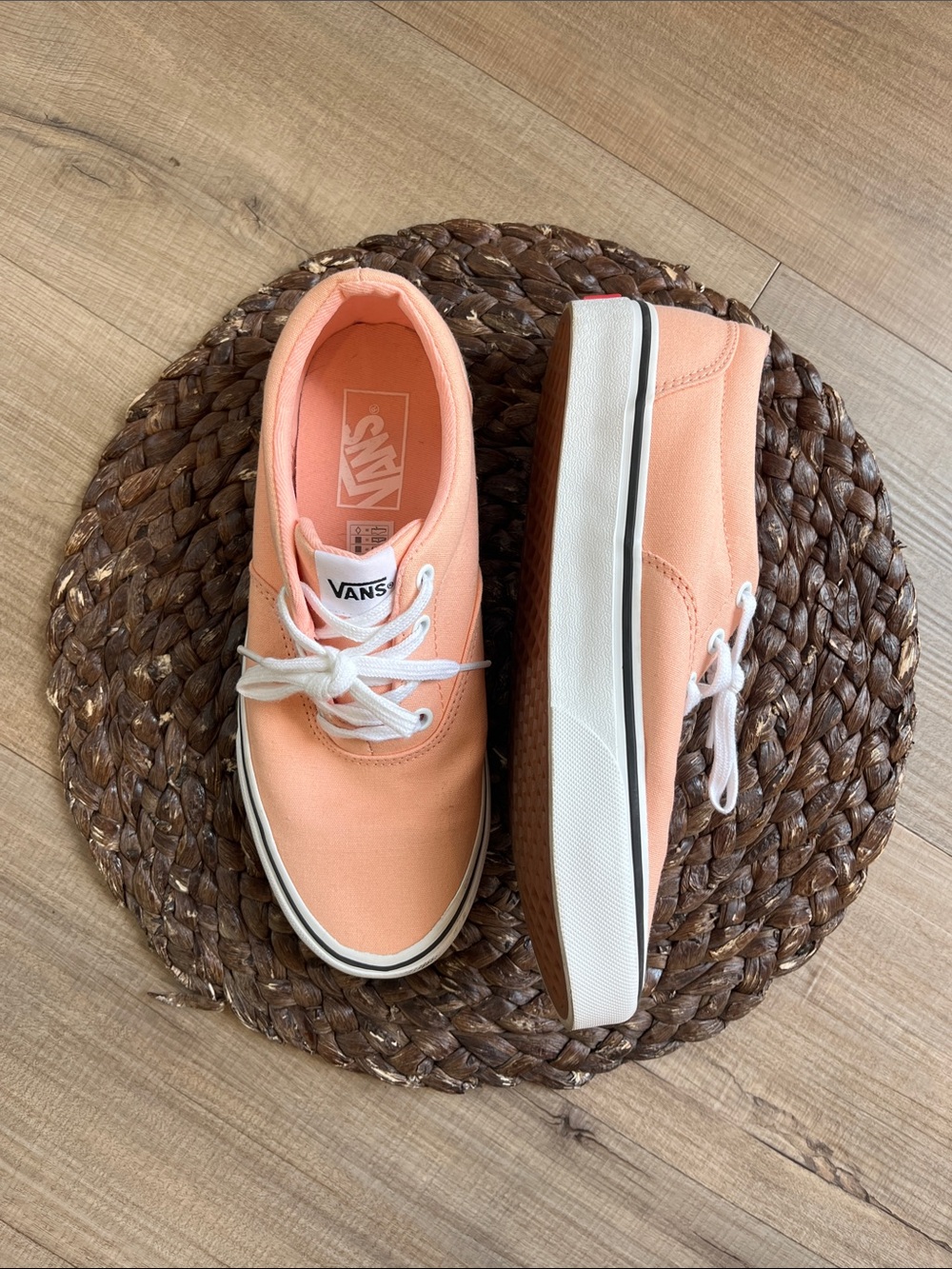 Vans Era Seasonal Peach Canvas Low-Top Sneakers Size 8.5